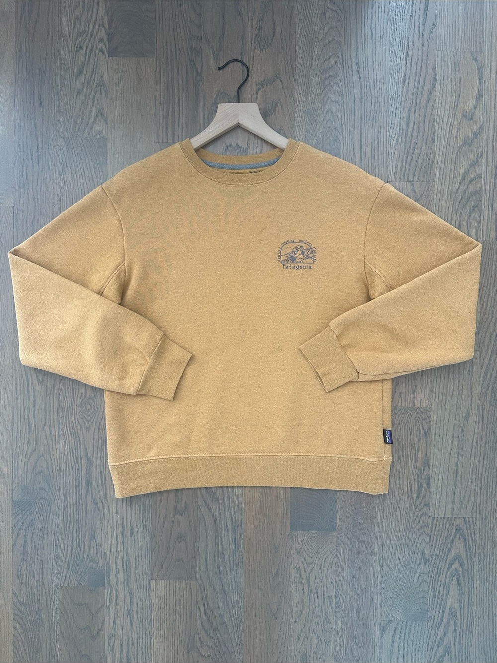 Patagonia Women's Lost and Found Uprisal Crew Sweatshirt in Dried Mango Small